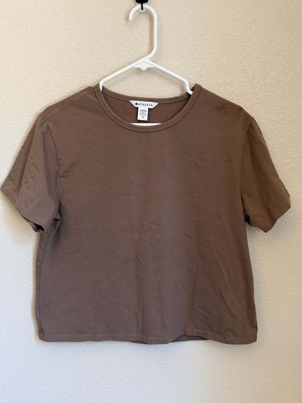 Athleta T-Shirt Size M Brown Crewneck